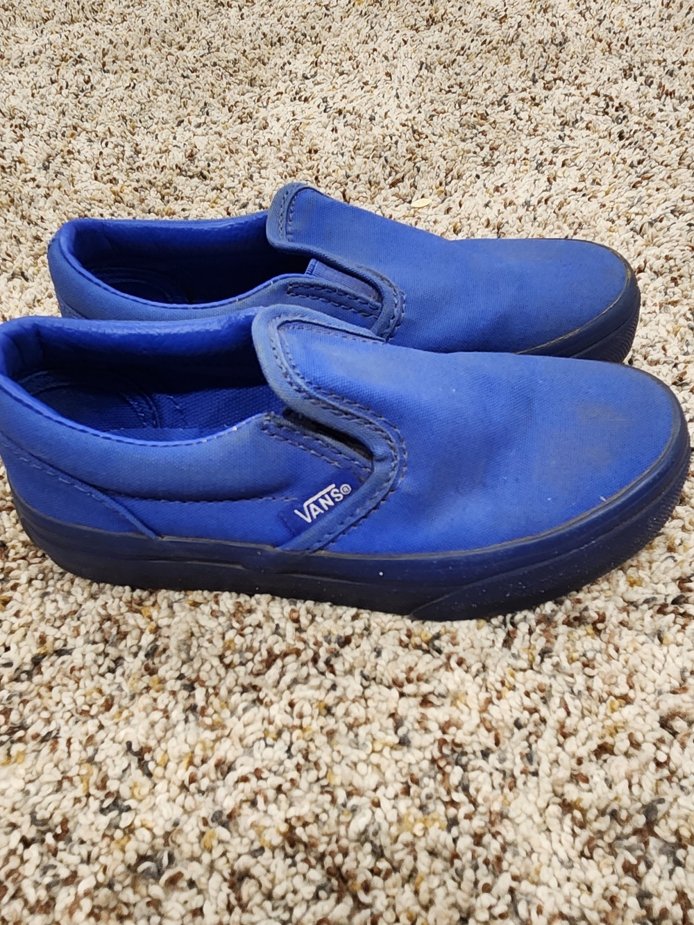 Vans Kids Classic Slip-On Sneakers in Blue